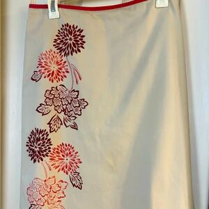 LOFT Skirt with flowers